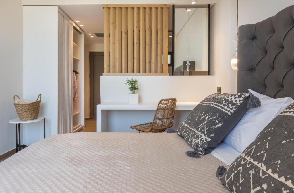 Eptanisos Beachfront Suites Zante Keri ภายนอก รูปภาพ