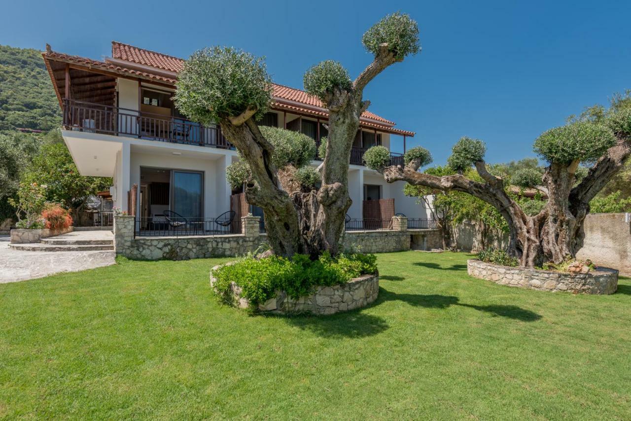 Eptanisos Beachfront Suites Zante Keri ภายนอก รูปภาพ